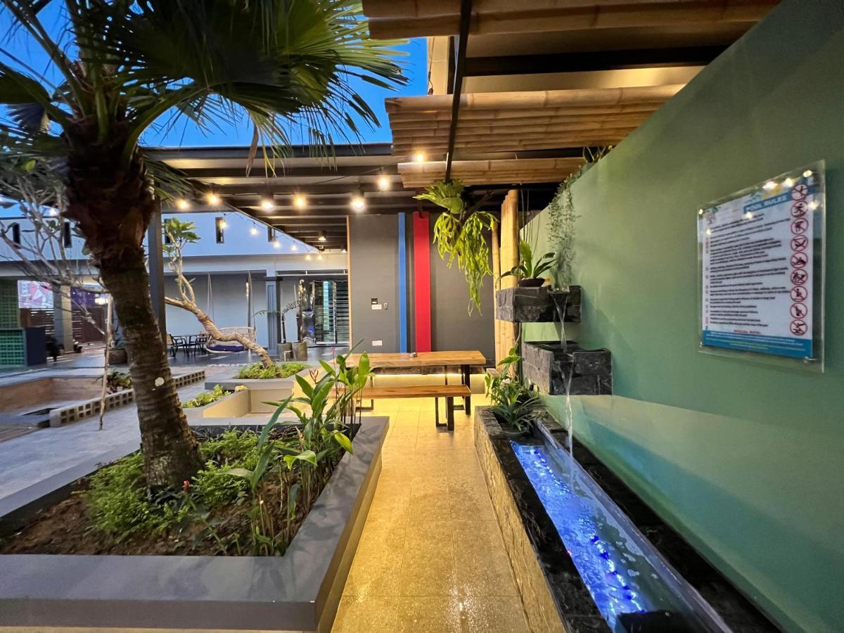 The Uniique Haus - Johor 1St Staycation Water Dining Experience Johor Bahru Ngoại thất bức ảnh